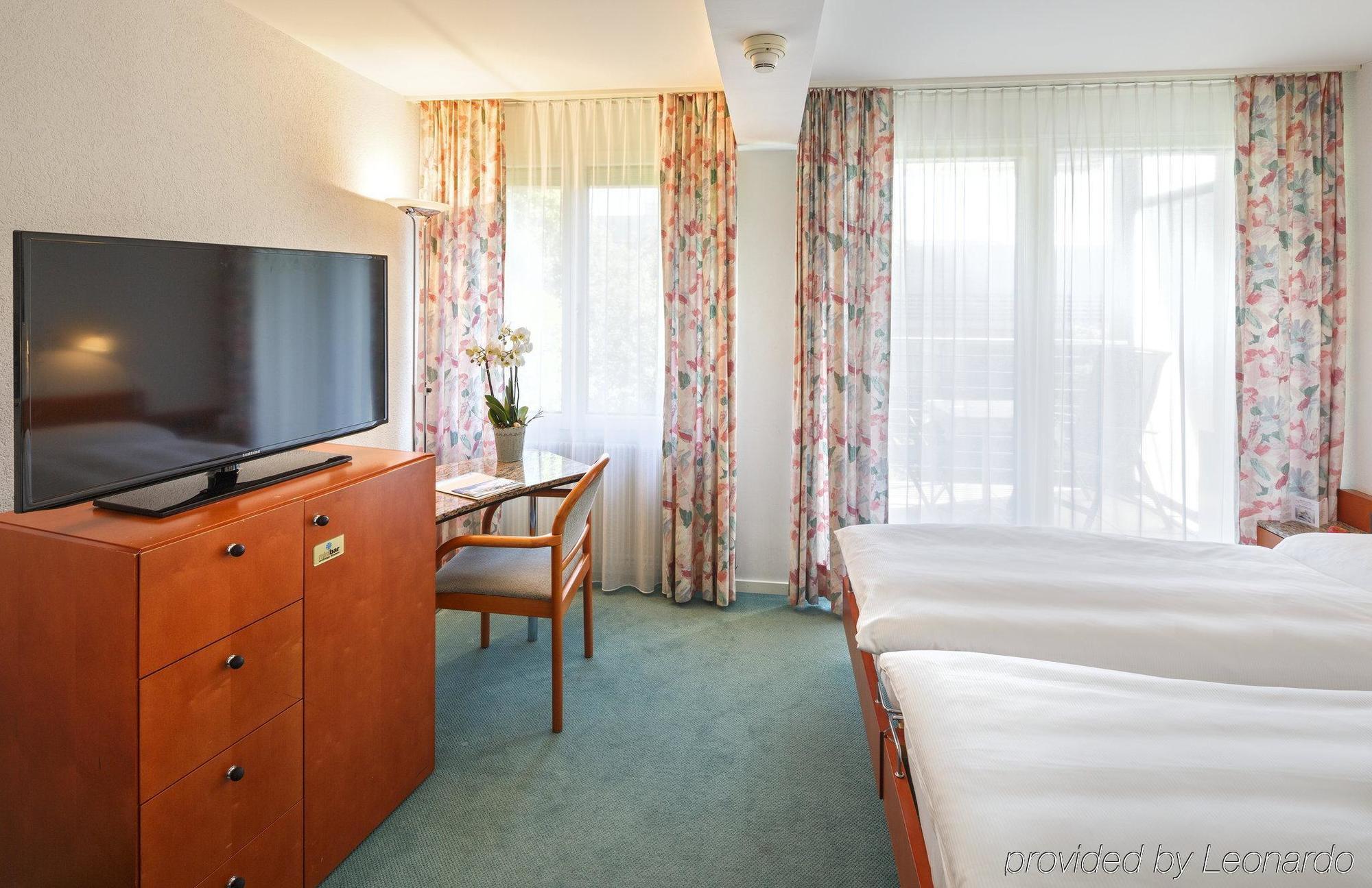 Wellness Hotel Tenedo - Thermalquellen Resort Bad Bad Zurzach Zewnętrze zdjęcie